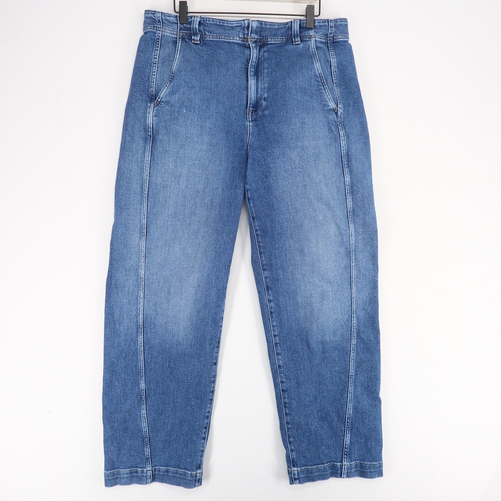 Madewell High-Rise Straight Leg Jeans in Medium Blue